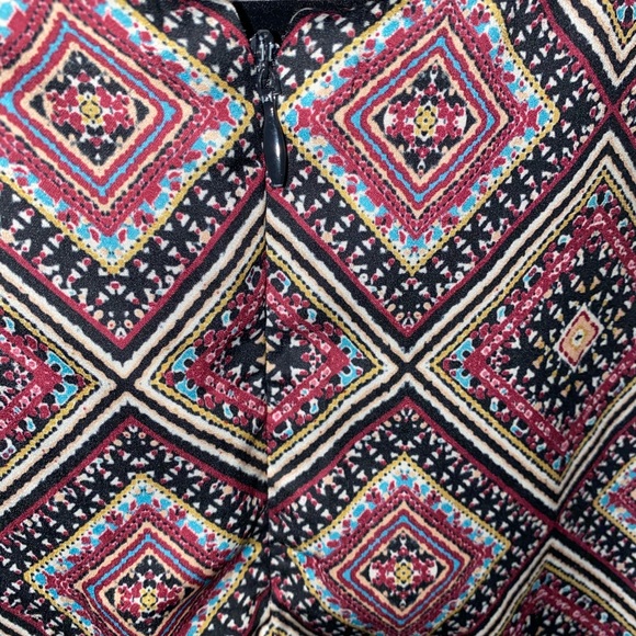 Forever21 multicolored geometric print blouse - Picture 4 of 4
